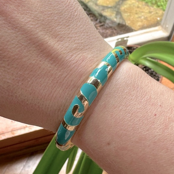 Turquoise Enameled Bangle Bracelet Clamper Style & Gold Tone Swirls Stack - Picture 1 of 7